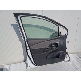 Πόρτα μπροστινή αριστερή οδηγού από Toyota Yaris Comfort 2020