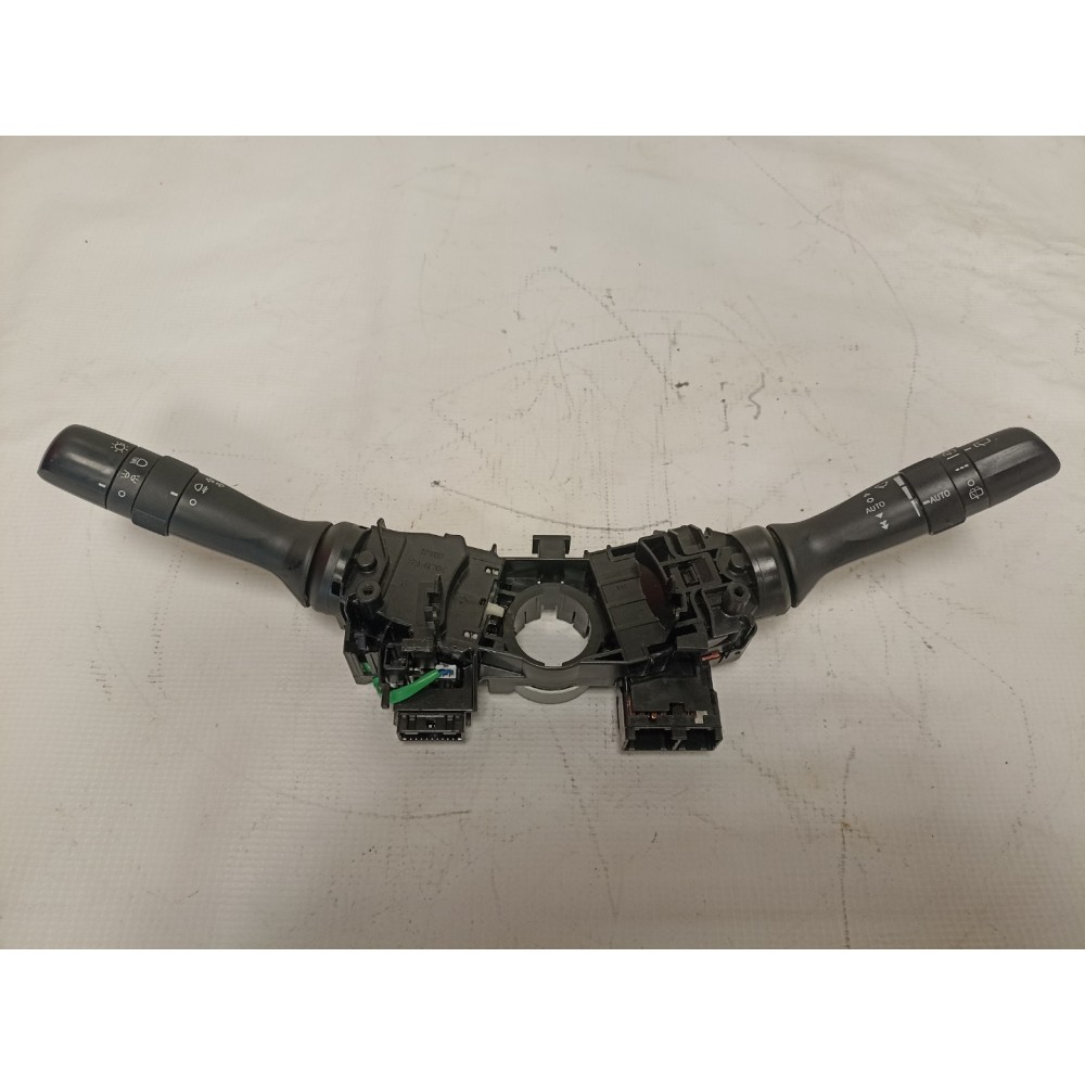 Φλασιέρα τιμονιού από Toyota Yaris