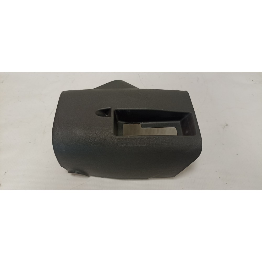 Κάλυμμα κάτω κολώνας τιμονιού από Toyota Aygo