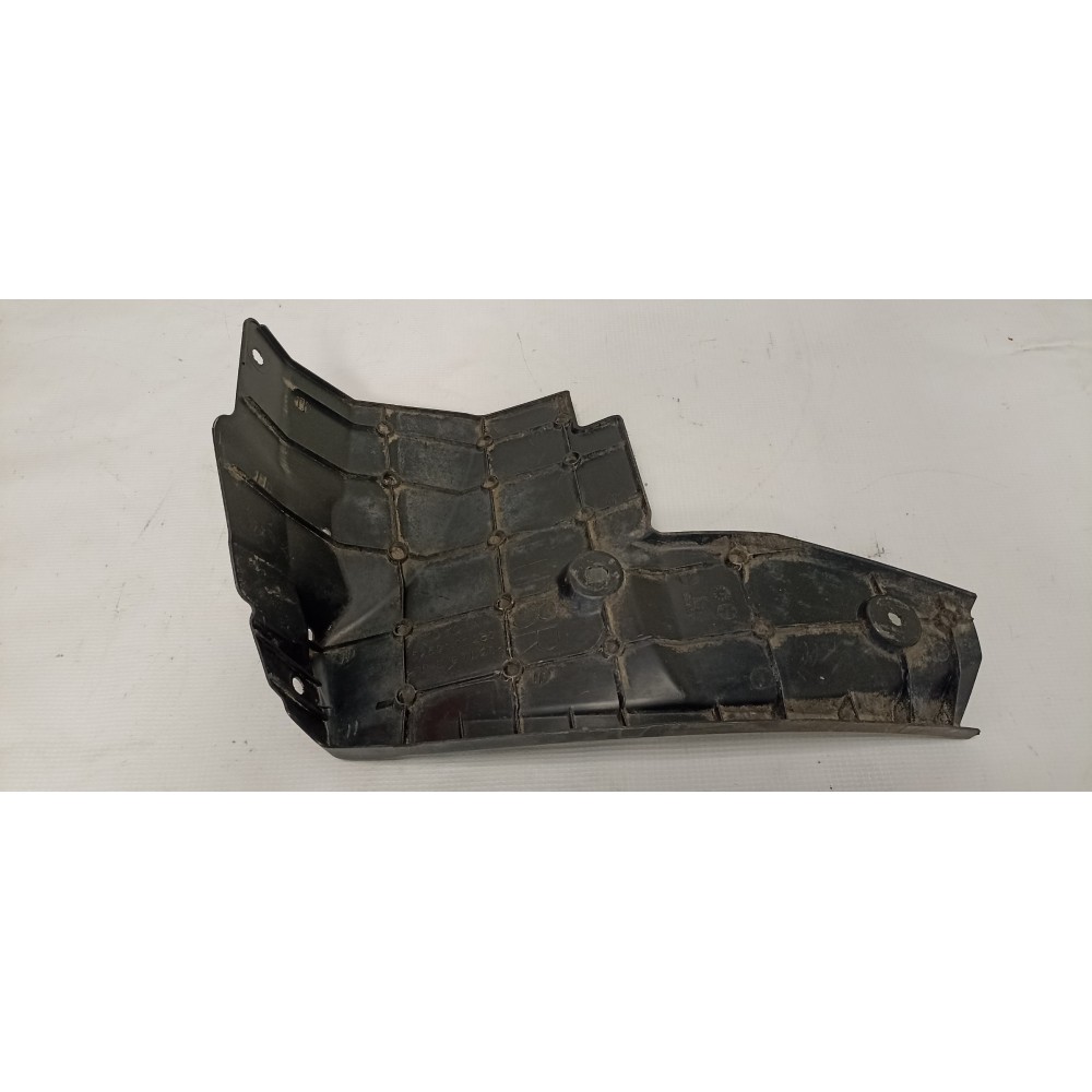 Πλαστικό Κάλυμμα Πίσω Δεξιού Προφυλακτήρα από Toyota Yaris