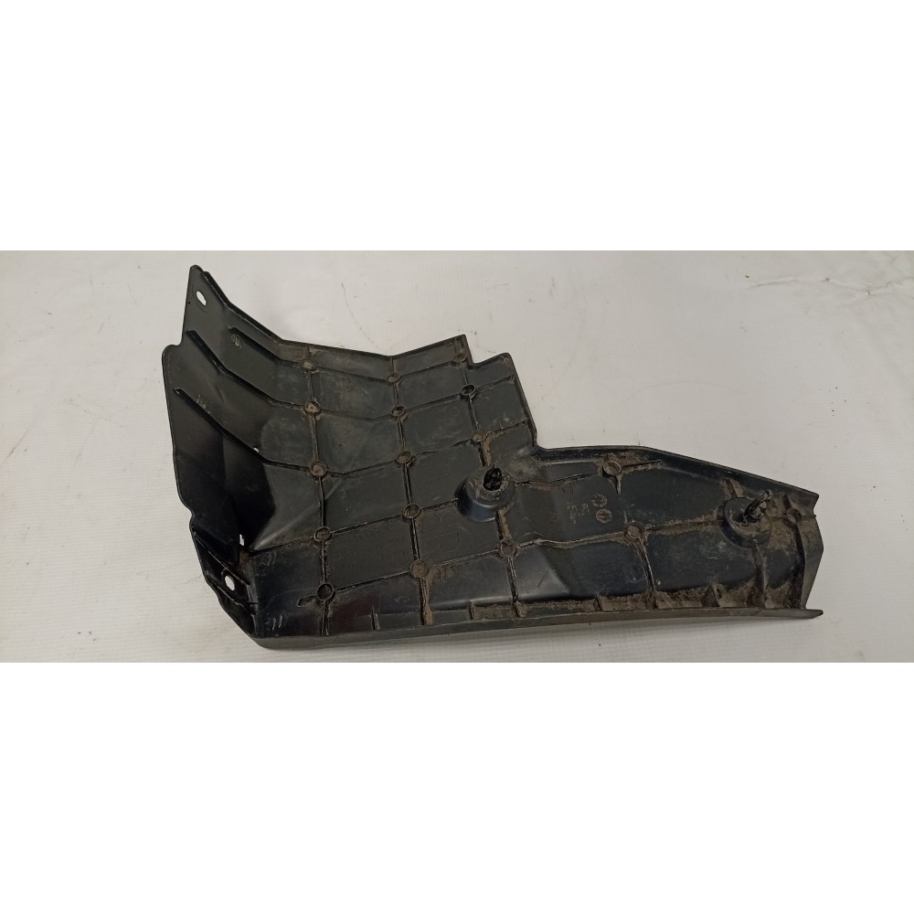 Πλαστικό Κάλυμμα Πίσω Δεξιού Προφυλακτήρα από Toyota Yaris