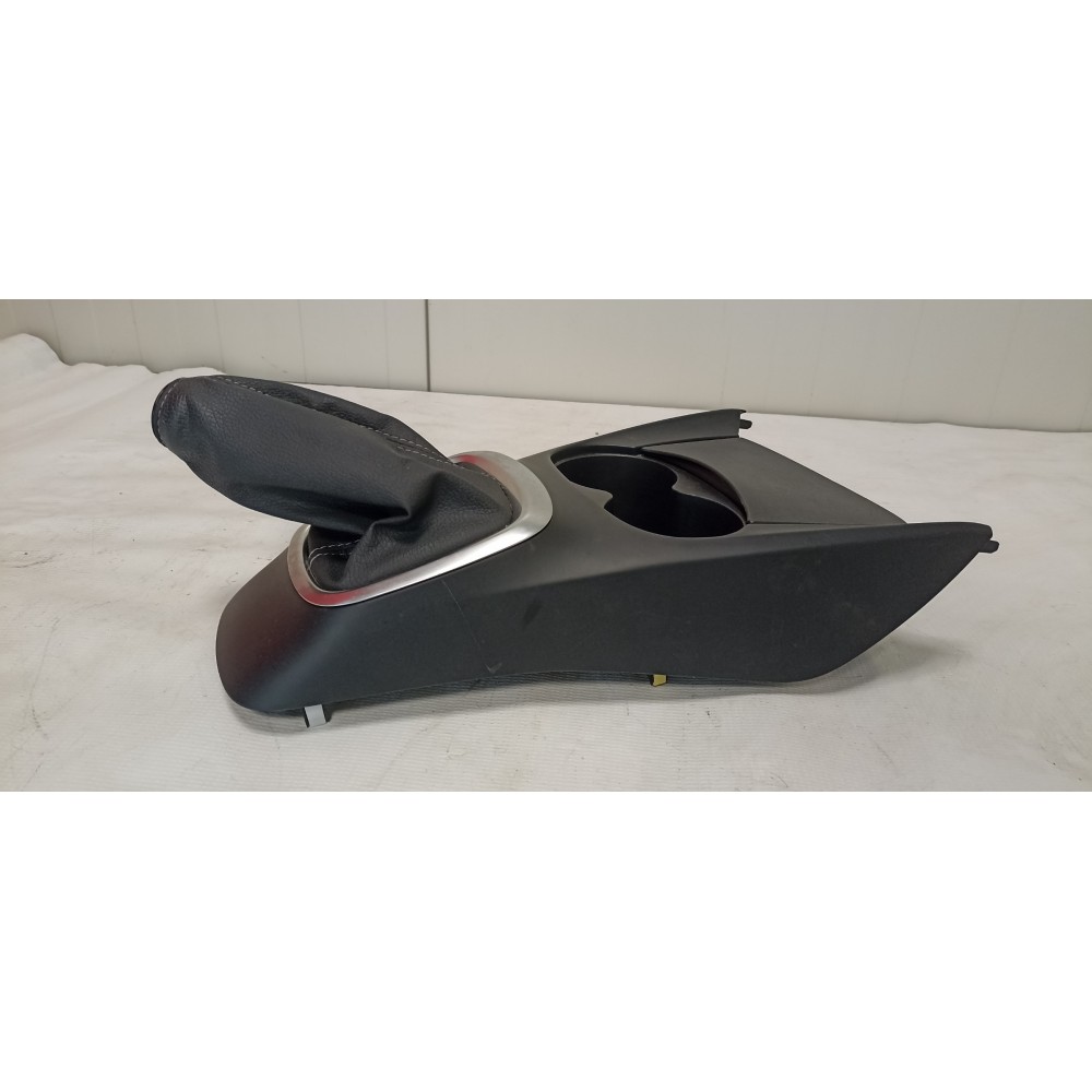 Κονσόλα κεντρική από Toyota Yaris