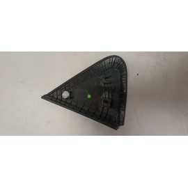 Πλαστικό κάλυμμα για το πίσω δεξί τρίγωνο παράθυρο από Hyundai i10