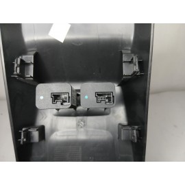 Κάλυμμα Πίσω Κονσόλας με Θύρες USB από Peugeot 208 Allure 2021