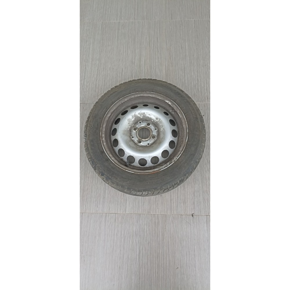 Ζάντα 15αρα με λάστιχο 165/65 R15